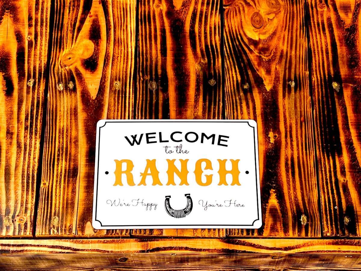 Brûlon Hotel Le Ranch מראה חיצוני תמונה