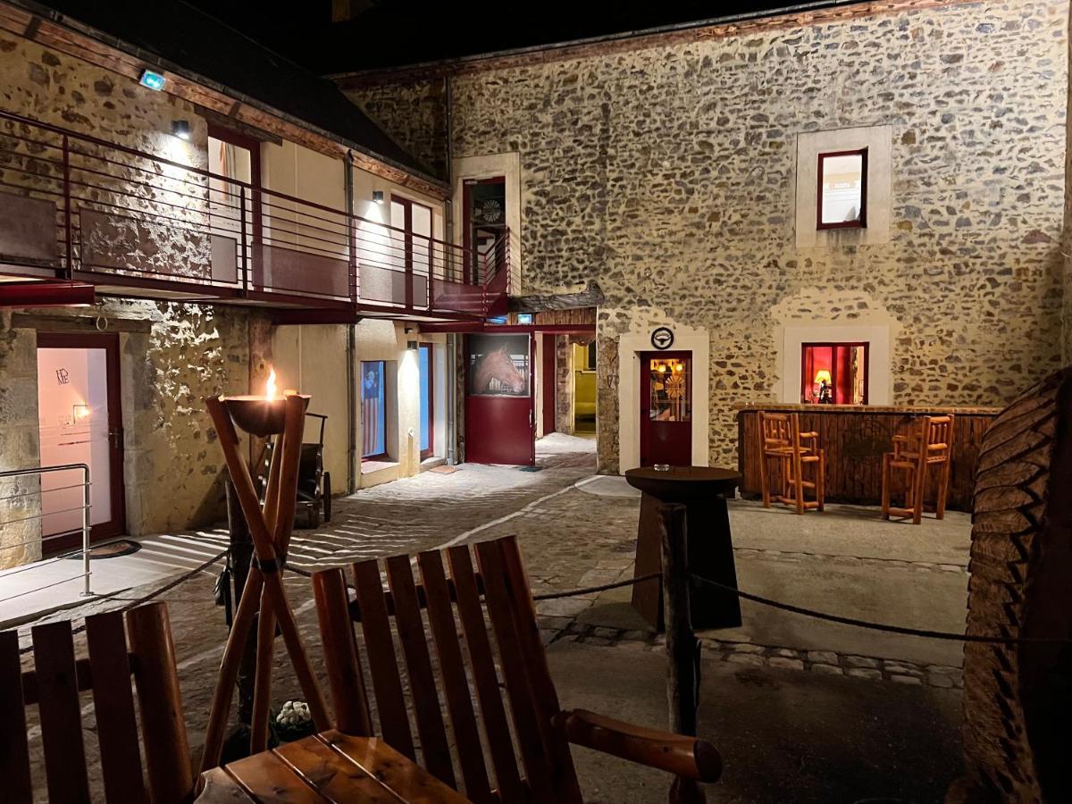 Brûlon Hotel Le Ranch מראה חיצוני תמונה