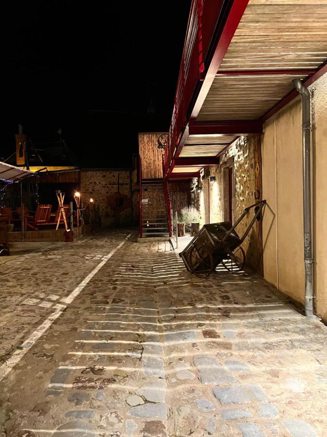 Brûlon Hotel Le Ranch מראה חיצוני תמונה