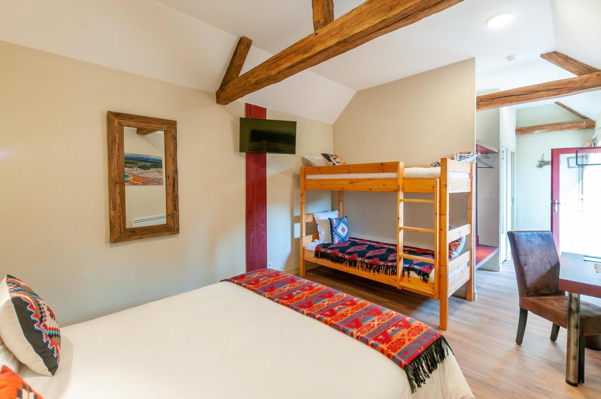 Brûlon Hotel Le Ranch מראה חיצוני תמונה