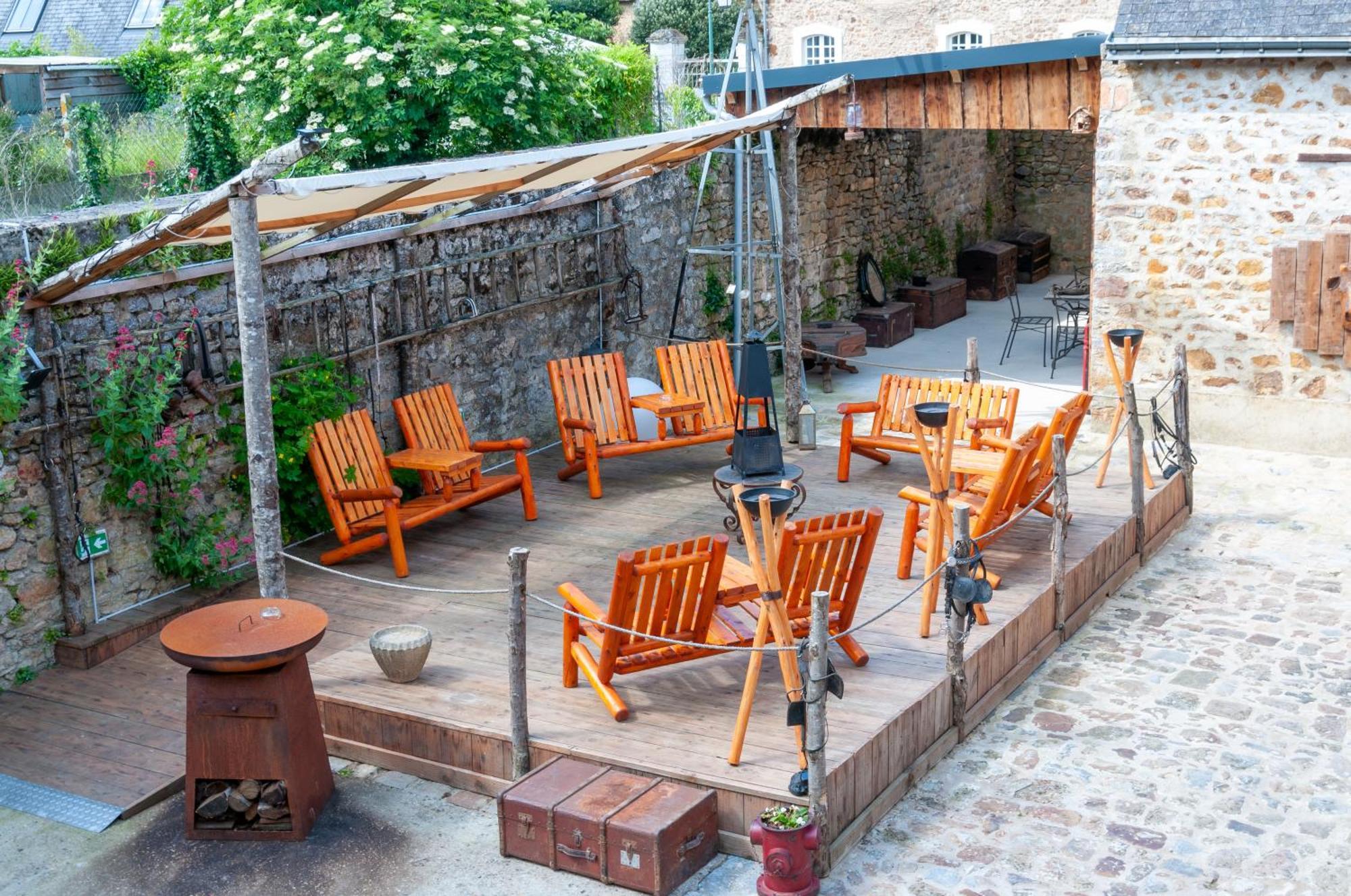 Brûlon Hotel Le Ranch מראה חיצוני תמונה