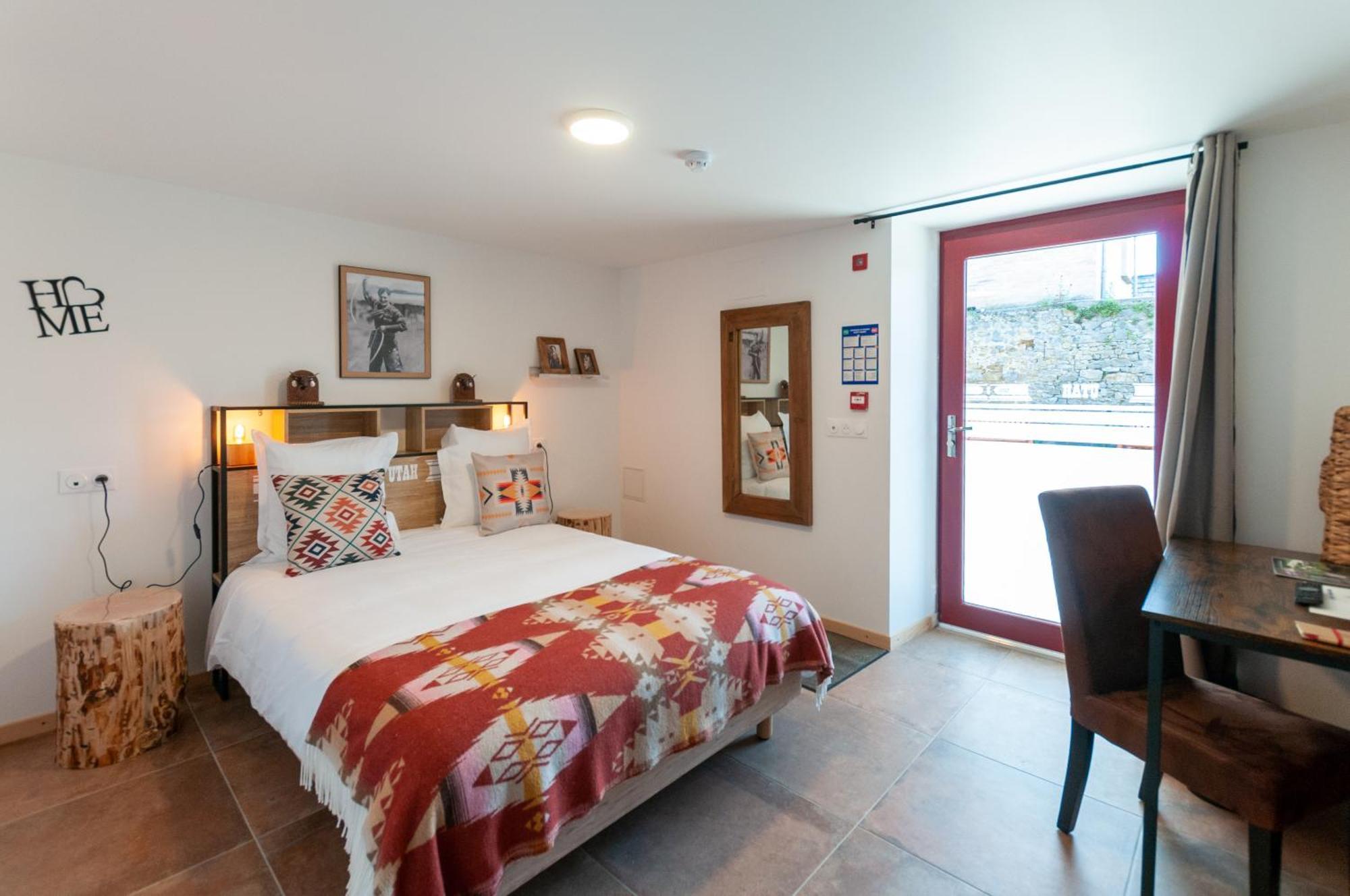 Brûlon Hotel Le Ranch מראה חיצוני תמונה